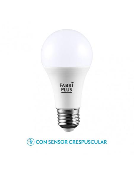 Bombilla 11w 6500k Sensor Crepuscular Fabriplus Standar E27 990lm 11,7x6x6 Cm